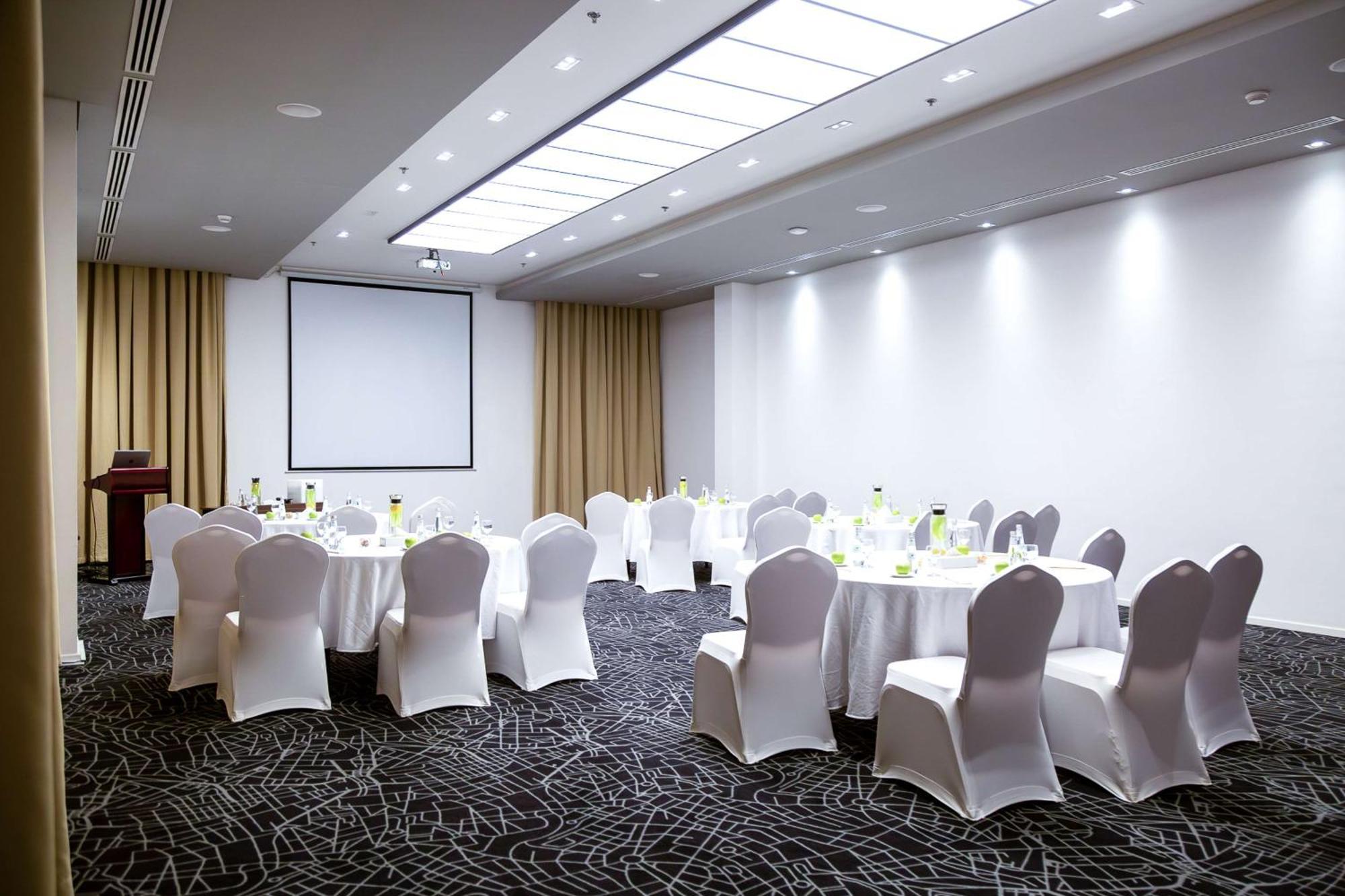Radisson Hotel & Apartments Dammam Industrial City Luaran gambar