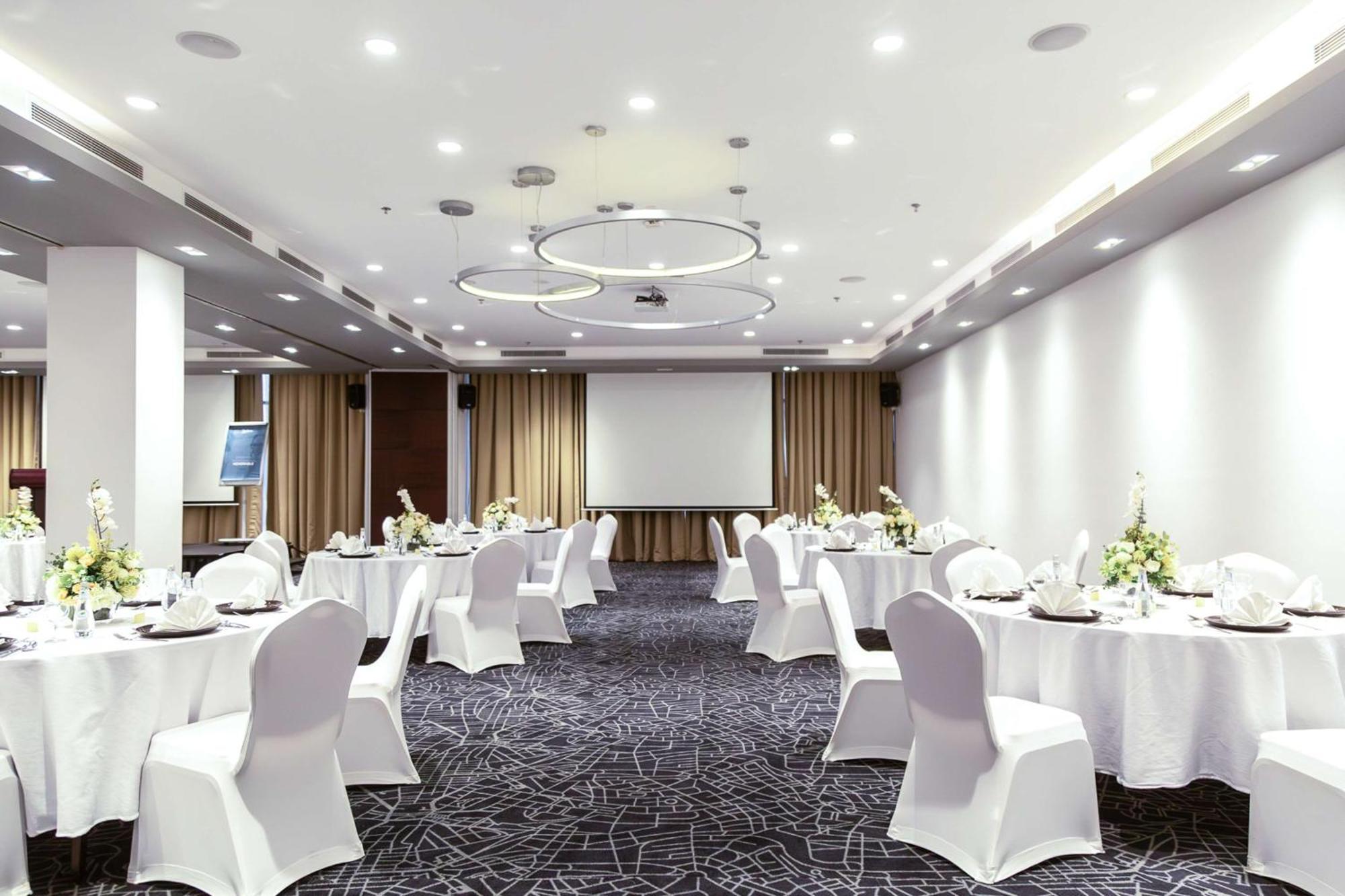 Radisson Hotel & Apartments Dammam Industrial City Luaran gambar