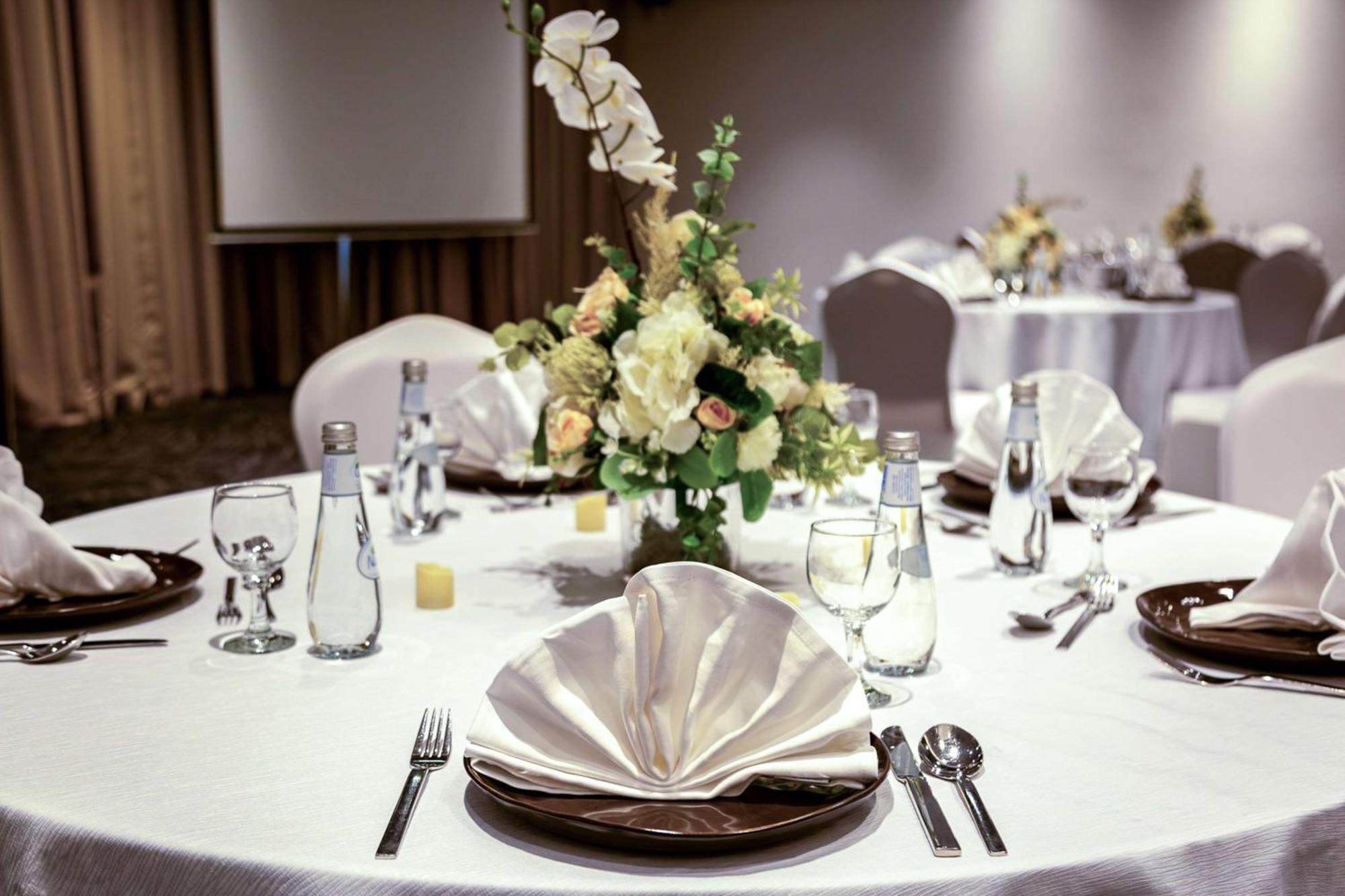 Radisson Hotel & Apartments Dammam Industrial City Luaran gambar